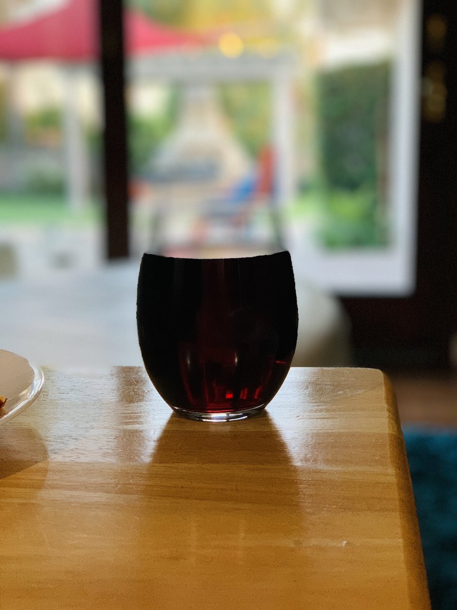 NewsVP's tweet photo. Cheers everyone. #fridaynightrules https://t.co/kOOs2fBv4k