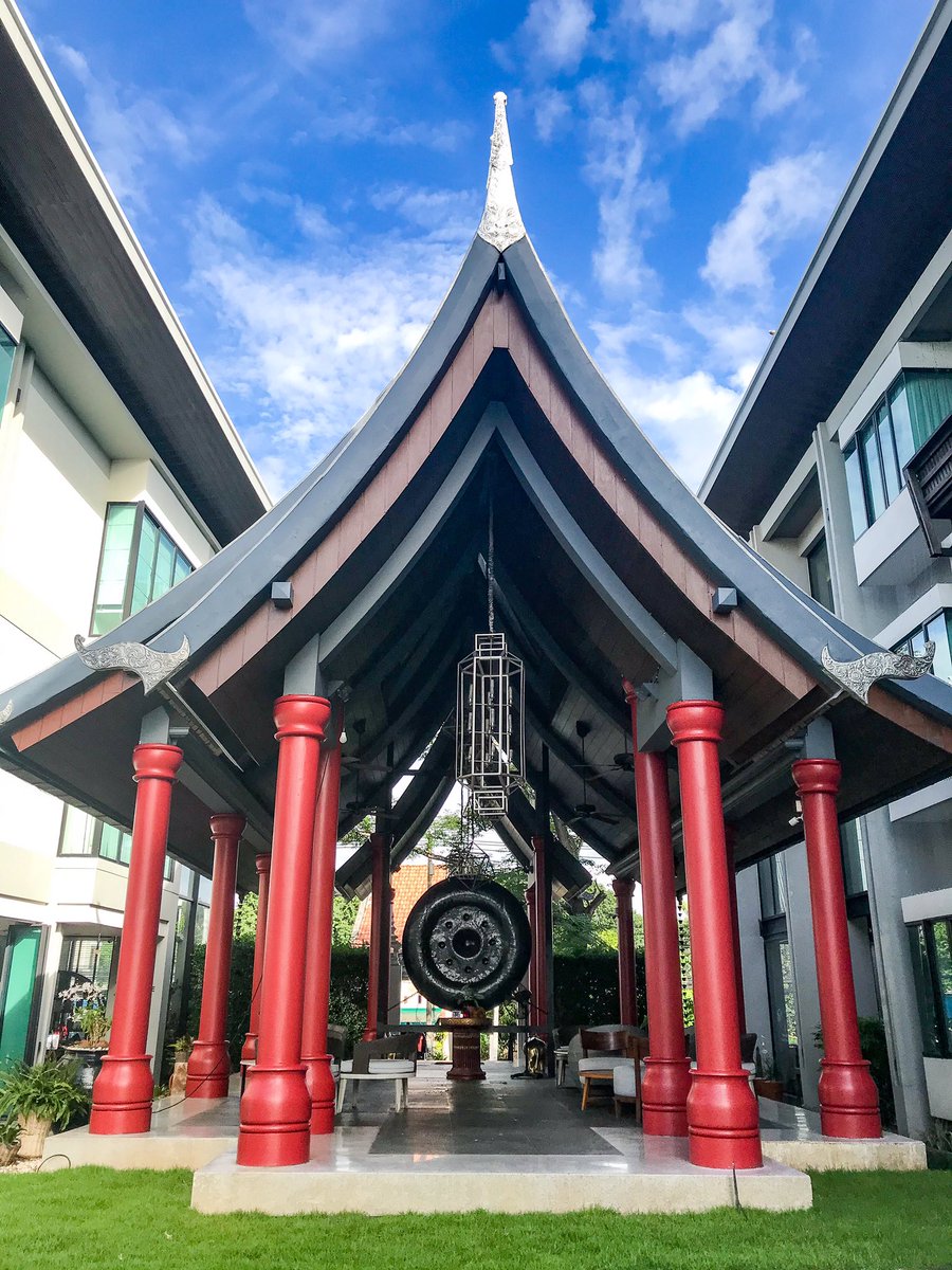 Marayaresort's tweet photo. LEARN from yesterday. 
LIVE for today. 
HOPE for tomorrow. 
(Albert Einstein)

#chinup #bestrong #fightcovid19 #fightcorona #thinkpositive #hopeful #maraya #marayaresort #chiangmai #thailand

https://t.co/Ybw1BnhGdU
Riverside boutique resort in the city of Chiang Mai. https://t.co/jvt8jetIWR