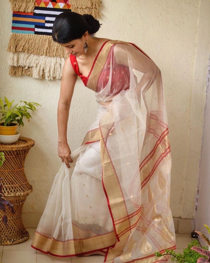 How would u drape your sari?