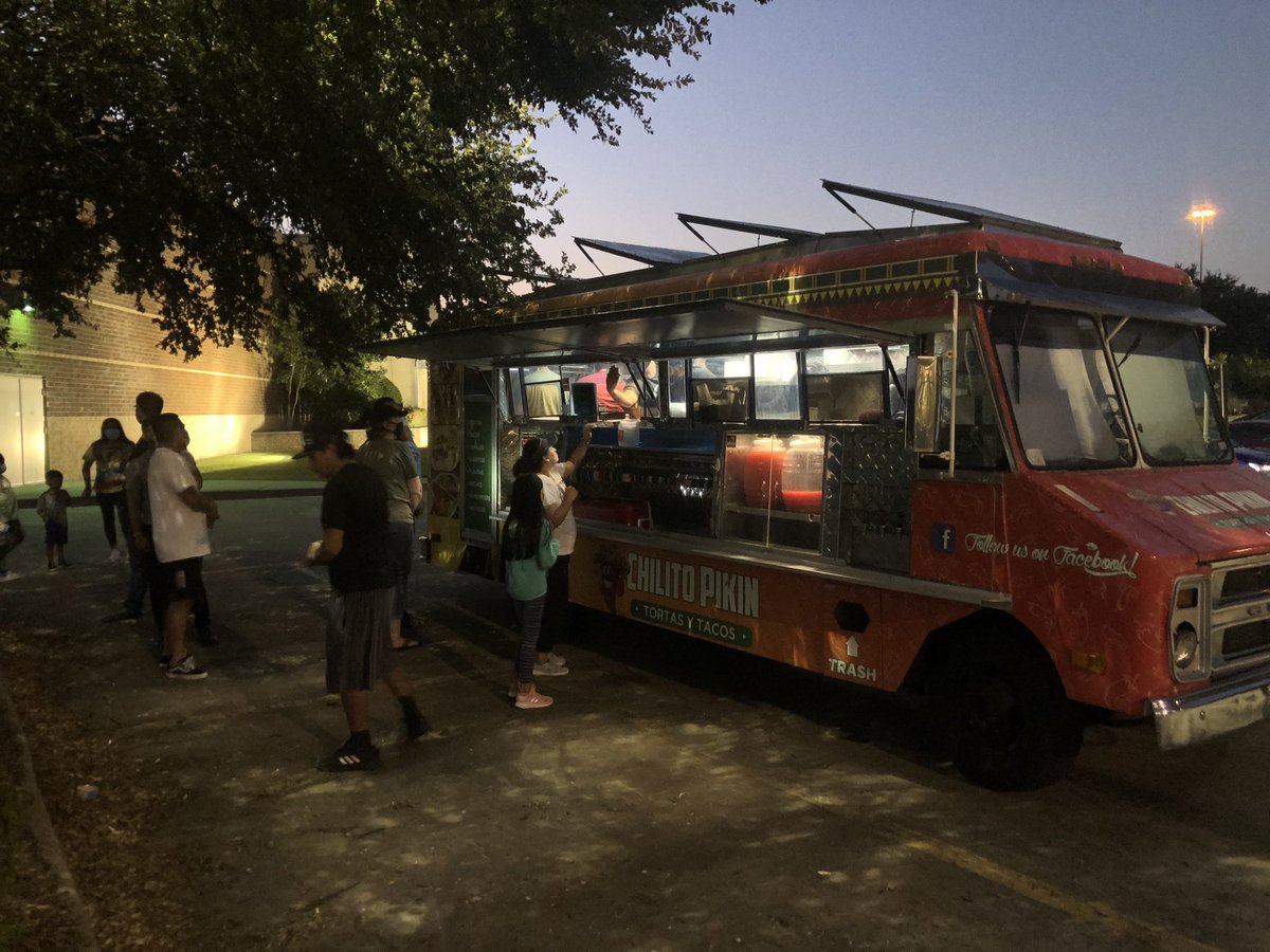 Katie McCranie (@katiemccraniehd) on Twitter photo Taco night and drive-in movie for our amazing associates and their families! Thank you all for the hard work! 👏🏻 <a href="/dm6647/">debra</a> <a href="/SeanDon0630/">Sean Donovan</a> <a href="/tavares_gabe/">TavaresGabe</a> <a href="/tori_bronson/">Tori Bronson</a> Taco night and drive-in movie for our amazing associates and their families! Thank you all for the hard work! 👏🏻 <a href="/dm6647/">debra</a> <a href="/SeanDon0630/">Sean Donovan</a> <a href="/tavares_gabe/">TavaresGabe</a> <a href="/tori_bronson/">Tori Bronson</a>