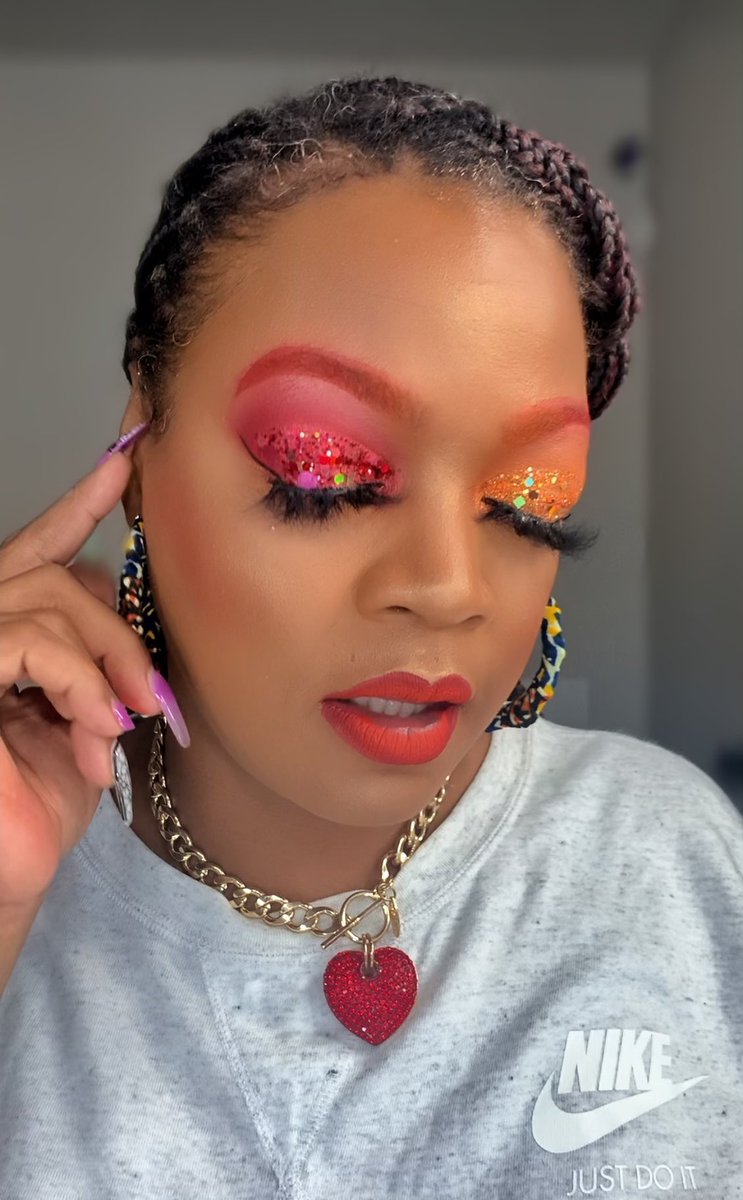 The Matte Book for the brows and face crawfish and jambalaya on these lips babeeee <a href="/WuzzamSupa/">Wuzzam Supa</a> <a href="/TheCrayonCase/">The Crayon Case Cosmetics</a>