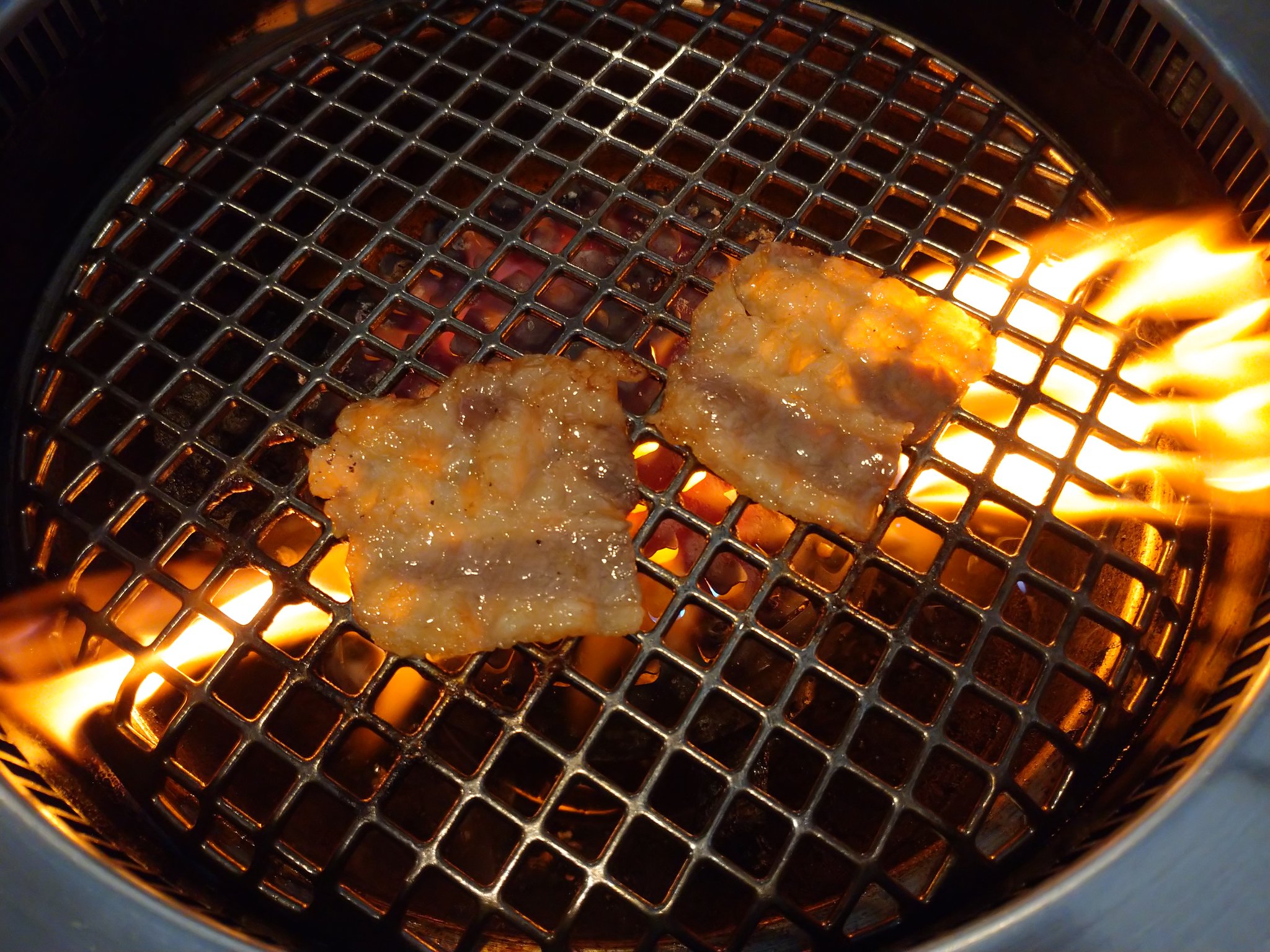 食べすぎ王子 休日ランチ １人焼肉ランチです 焼肉つる屋 １コインランチ弘前 飲食店を応援しよう T Co Xizjew7gmu Twitter