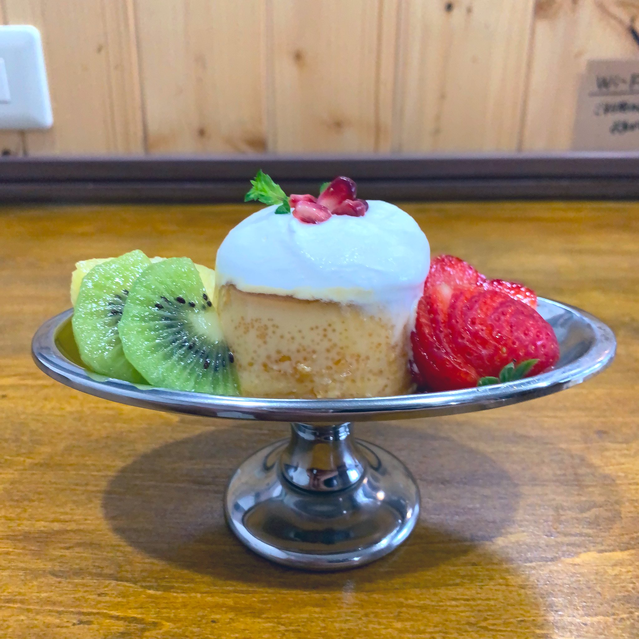 旭川市内でいただける昔ながらの固いプリンまとめ Twitter