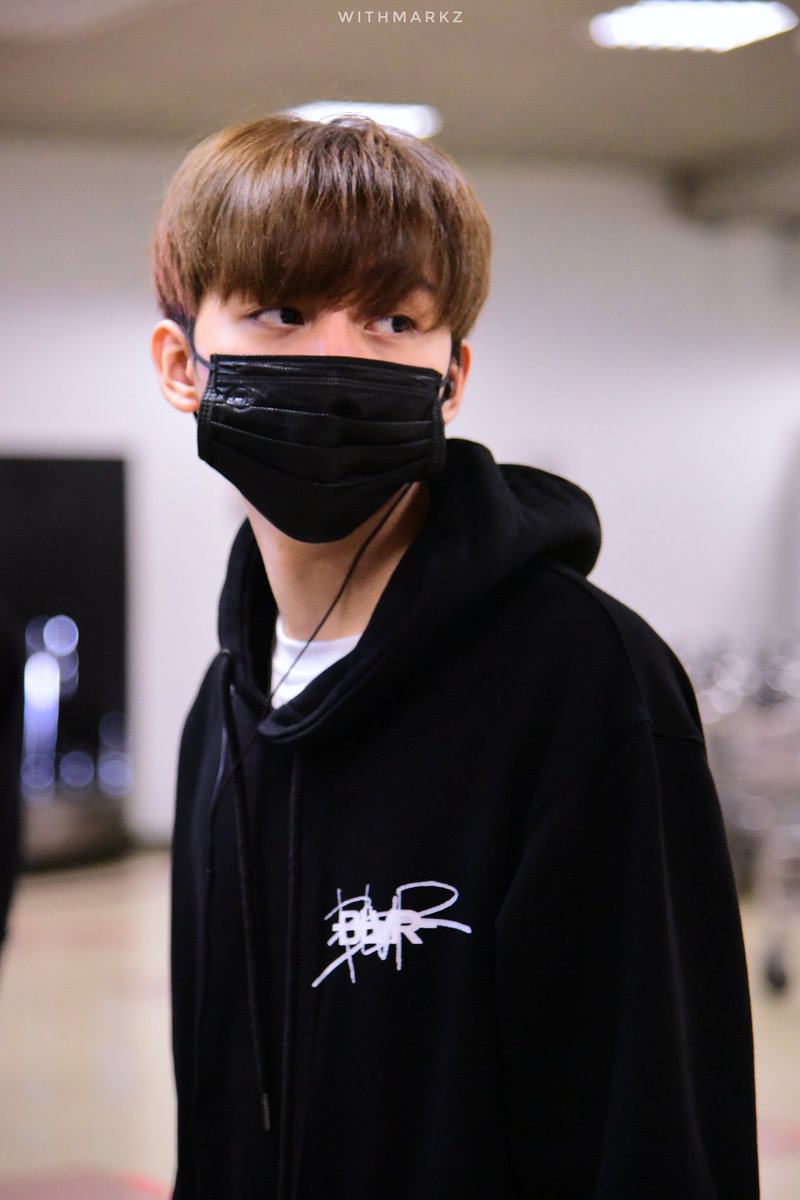 WITHMARKz's tweet photo. 200926 | BKK ✈ KKC 

🥰

#หัวใจศิวัช
#Marksiwat https://t.co/lZk0Tij9Kk