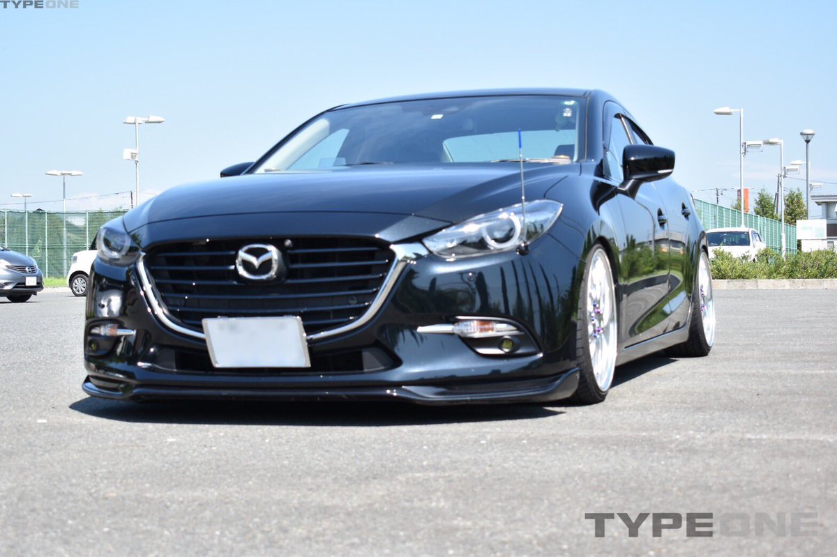 友達のアクセラがかっこいいから見てほしい