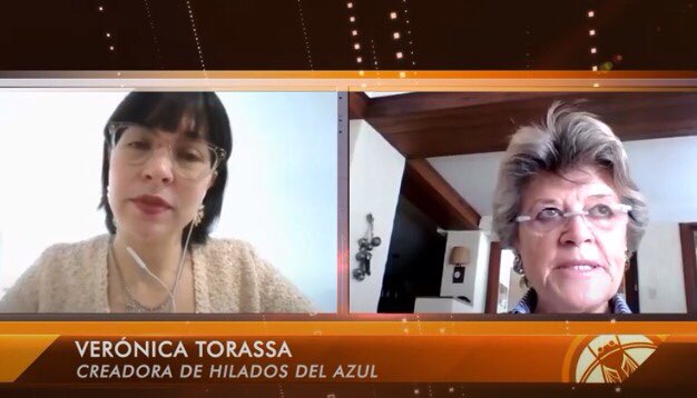 azulsolidario11's tweet photo. 🗓15/10 Día Internacional de la #MujerRural
📲💻 Compartimos el programa @BichosdeCampo con entrevistas a 12 mujeres grandiosas, especialmente preparado por y para #Mujeres 👉https://t.co/IfdJG33uLZ
🙋♀️@vetorassa, Pte de #AzulSolidario, se refirió al proyecto #HiladosDelAzul https://t.co/J0ZJGHtBdV