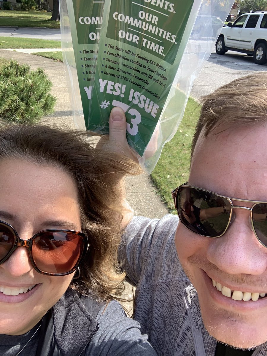 CharlesSmialek's tweet image. It was a family affair today as the dedicated leaders of Our Parma Schools took to the streets to educate our residents about Issue 73. Industry experts estimate the construction funded by Issue 73 will create 3500 jobs! It’s OUR TIME!