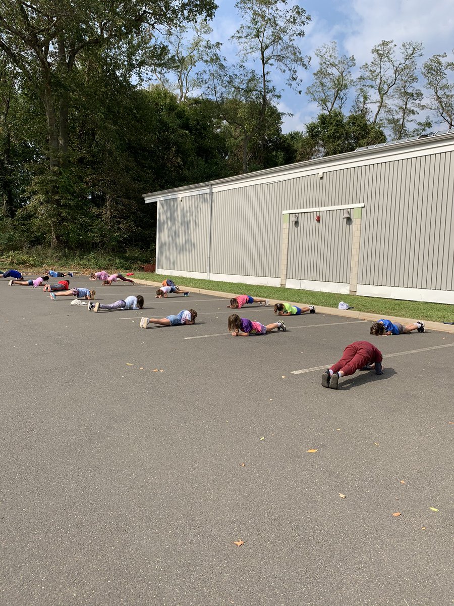 Kristina Loechner tweet media