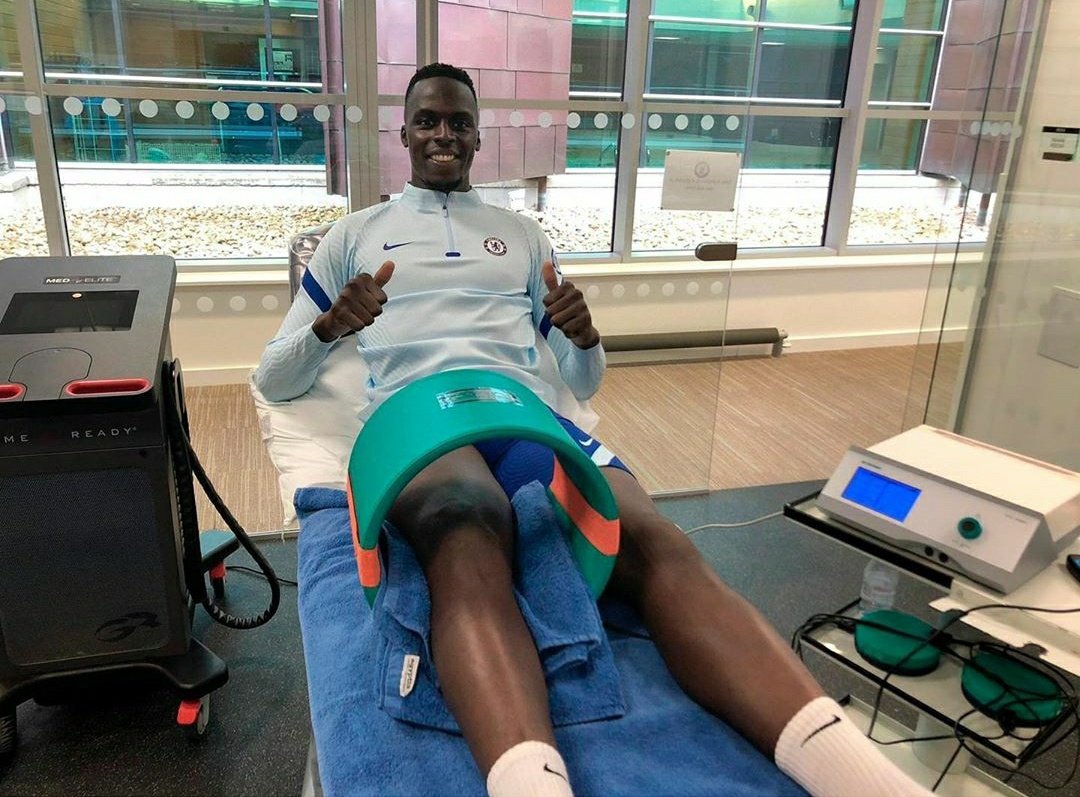 NizaarKinsella's tweet photo. Understand Edouard Mendy's thigh injury isn't so serious. The scans showed the muscle wasn't torn. https://t.co/W6WYr6aDAy