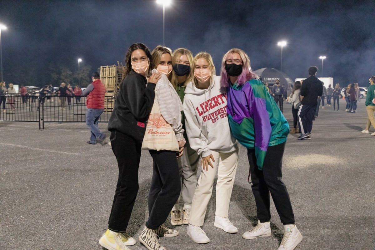 LibertySA's tweet photo. Thanks to everyone who came out to the Bonfire last night! We had a blast🔥#LUHC2020 https://t.co/jS2zFv1cSP
