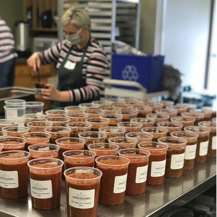 HaltonFood's tweet photo. This week's #ShoutoutSaturday goes to @OpenDoorsBurl. #OpenDoorsBurl provides #nutritiousmeals through #mealprograms and collaborate with other #localorganizations to further support those living in #Burlington. Learn more: https://t.co/LtOZZCe1yM #GrowingTogetherHalton https://t.co/1hdbcdMuFy