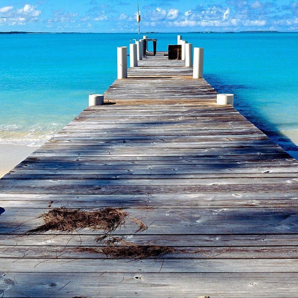 "The hardest prison to escape is your mind“  #beachlifemindset #WorldMentalHealthDay 
photo: @markcap_photo
#bahamas
