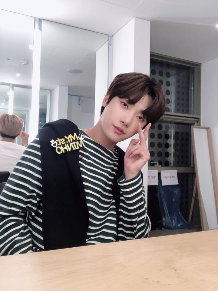 MYst_member's tweet photo. [#민호] 뒷통수와 함께 찰칵
#MYst #마이스트 #Minho https://t.co/YFND7mjPmj