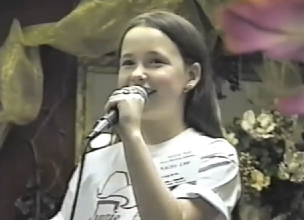 ★ 𝑴𝒊𝒅𝒅𝒍𝒆 𝒐𝒇 𝑵𝒐𝒘𝒉𝒆𝒓𝒆 ★ tweet media