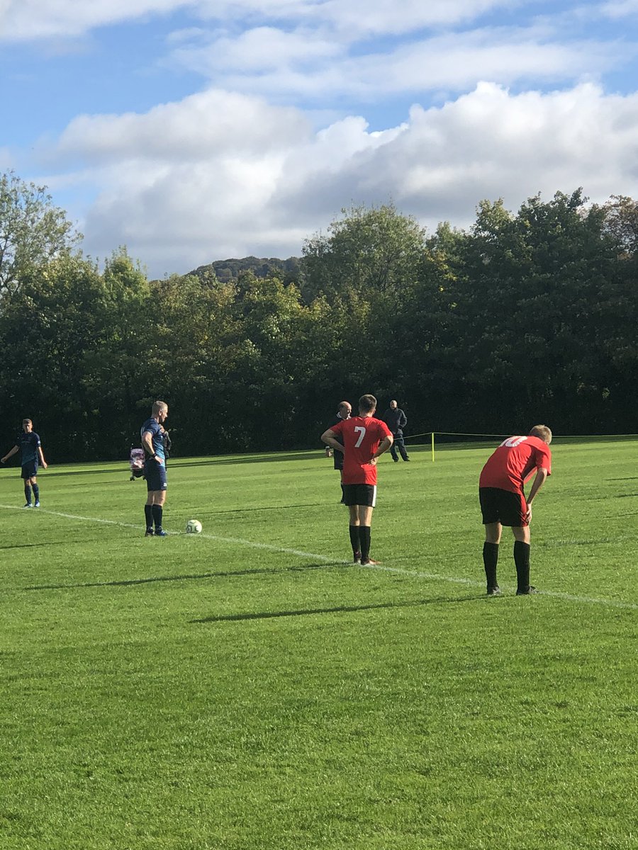 FinClift67's tweet photo. GOAL! Upton St Leonard’s 0-2!Longlevens (Clift) Fin loving life at the new club! #bagsman https://t.co/eFqb7viZqR