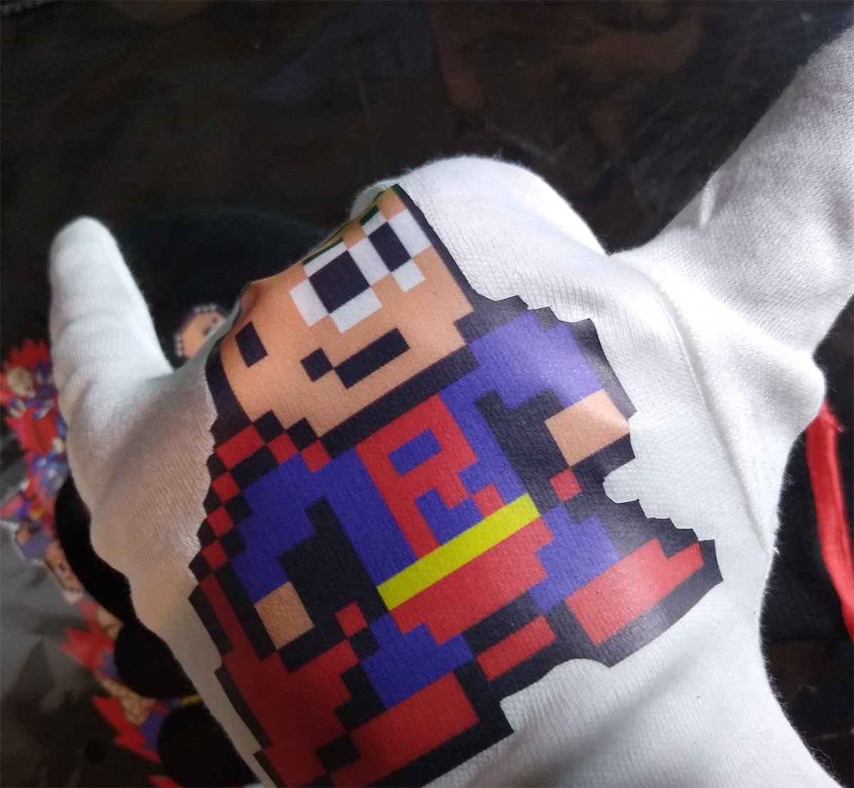 Newoldgames's tweet photo. Retroman FULL Equip ^^
#Guantes y #Mascarilla  CUSTOM para los videos del canal💖
link  👉 https://t.co/LGZCvOOKVW https://t.co/l22LqqPHCx