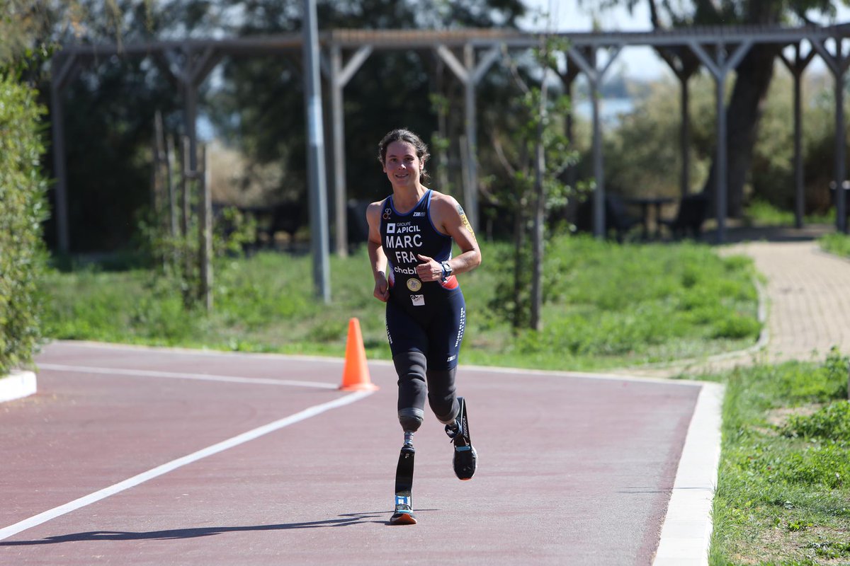 #Paratriathlon | 𝗖𝗼𝘂𝗽𝗲 𝗱𝘂 𝗠𝗼𝗻𝗱𝗲 𝗱𝗲 𝗣𝗮𝗿𝗮𝘁𝗿𝗶𝗮𝘁𝗵𝗹𝗼𝗻
📍Alhandra 🇵🇹

Du côté des PTS3, c'est une nouvelle victoire pour <a href="/EliseMARCTRI/">Elise MARC</a> .
Sa compatriote Coline Grabinski prend quant à elle la 2ème place.👏

#FFTRI 

📸 © Unspotdesign Branding Desportivo