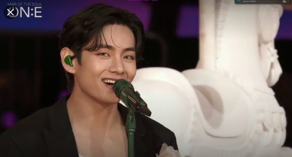 TurkshArmy01's tweet photo. @bts_bighit Sürekli olarak yayınları kapatan bigite rağmen bütün yayını izleyen alfaa tayfaa 😎🥺💖 https://t.co/ktrnzh5W5k