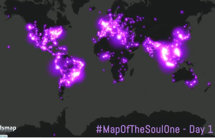 ARMYBogotaCol's tweet photo. Así se veía el mundo al momento del #MapOfTheSoulOne_D1, pero... ¿podemos fijarnos en el punto de la Antartida?

Así de lejos ha llegado ARMY 😍

#BTS @BTS_twt https://t.co/DBOgO4z4Uj