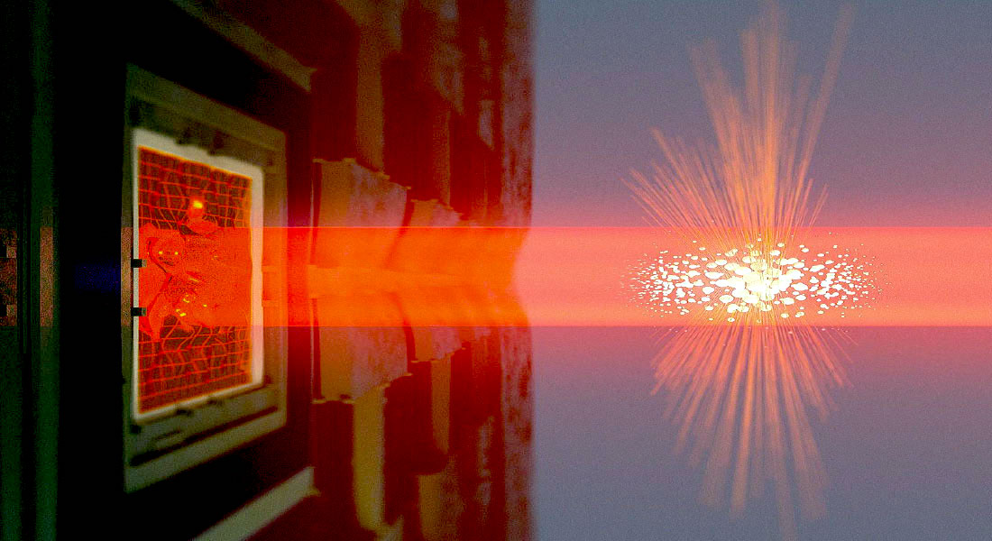 coreyspowell's tweet photo. Quantum physics gets large: Danish researchers entangled two objects in their lab (a cloud of caesium atoms &amp; a sheet of silicon nitride), turning them into a single, human-scale quantum system. Whoa! https://t.co/BusODtYtnk https://t.co/sw1k6SzqFW