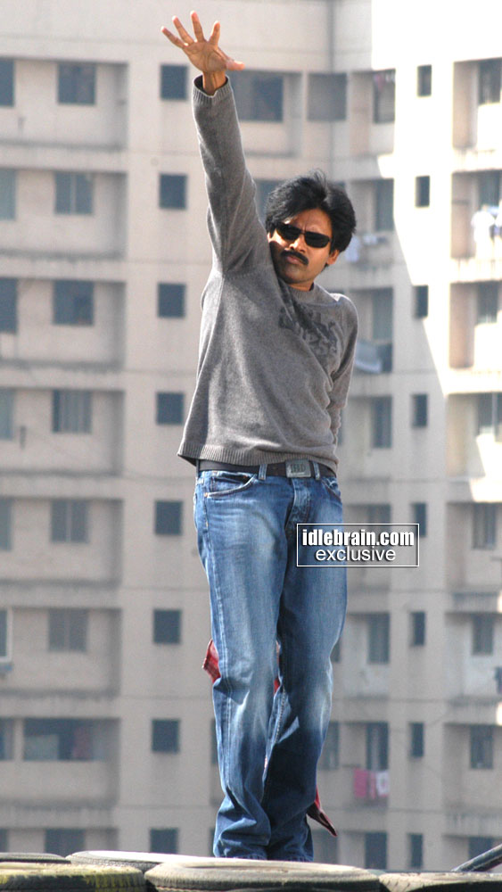 25. They call him a cool cool angry manSuper andhra thelusaIts the time for the dhol in the beatCome on come on karo jalsaa..aa.. #24YearsOfPAWANISM  #VakeelSaab