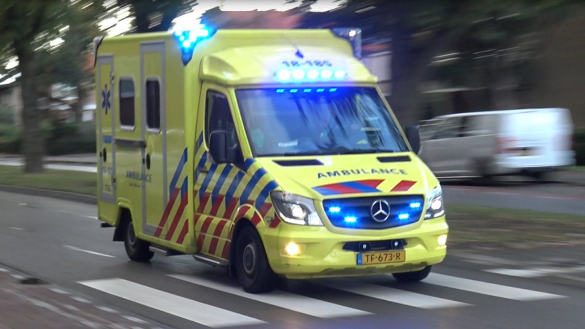 Melding ambulance Hobbemastraat Sliedrecht