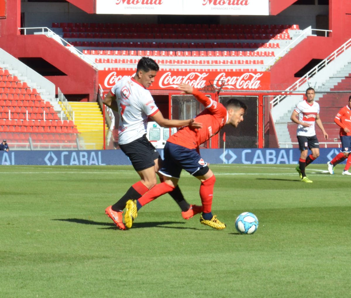 orgullomayor's tweet photo. #Futbol #Amistoso #INDXMOR
Gran triunfo en Avellaneda!
Este sábado, el Gallo visitó a Independiente en el "Libertadores de América", imponiéndose 2 a 0 en el primero de los cotejos, con los goles de Agustín Mansilla ('29) y de Guillermo Villalba ('31), ambos en el complemento. https://t.co/4NpiyBu8oz