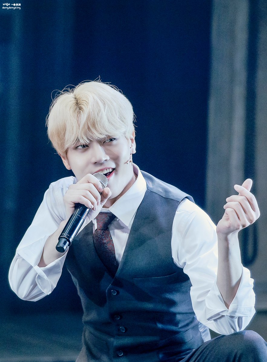 dongdongkingpic's tweet image. 201010 미오프라텔로_낮
써니보이 : 김지온 배우

싼타루치아에 아이돌이닷!!!!

#미오프라텔로 #김지온