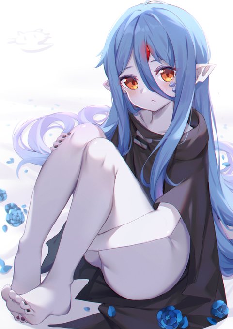 ウィーネ #ダンジョンに出会いを求めるのは間違っているだろうか #ウィーネ #ダンまち #裸足 https://t.co/ew9vZ1Svcs 