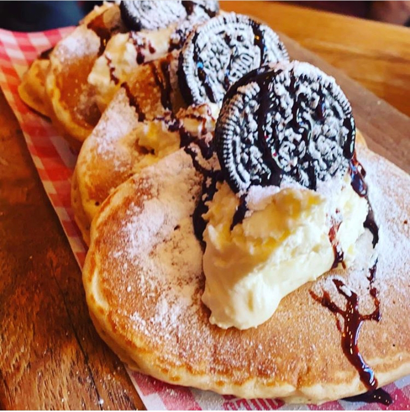 If life gives you lemons say: “No seriously, where are my cookies?” 

Image: @foodl_dn