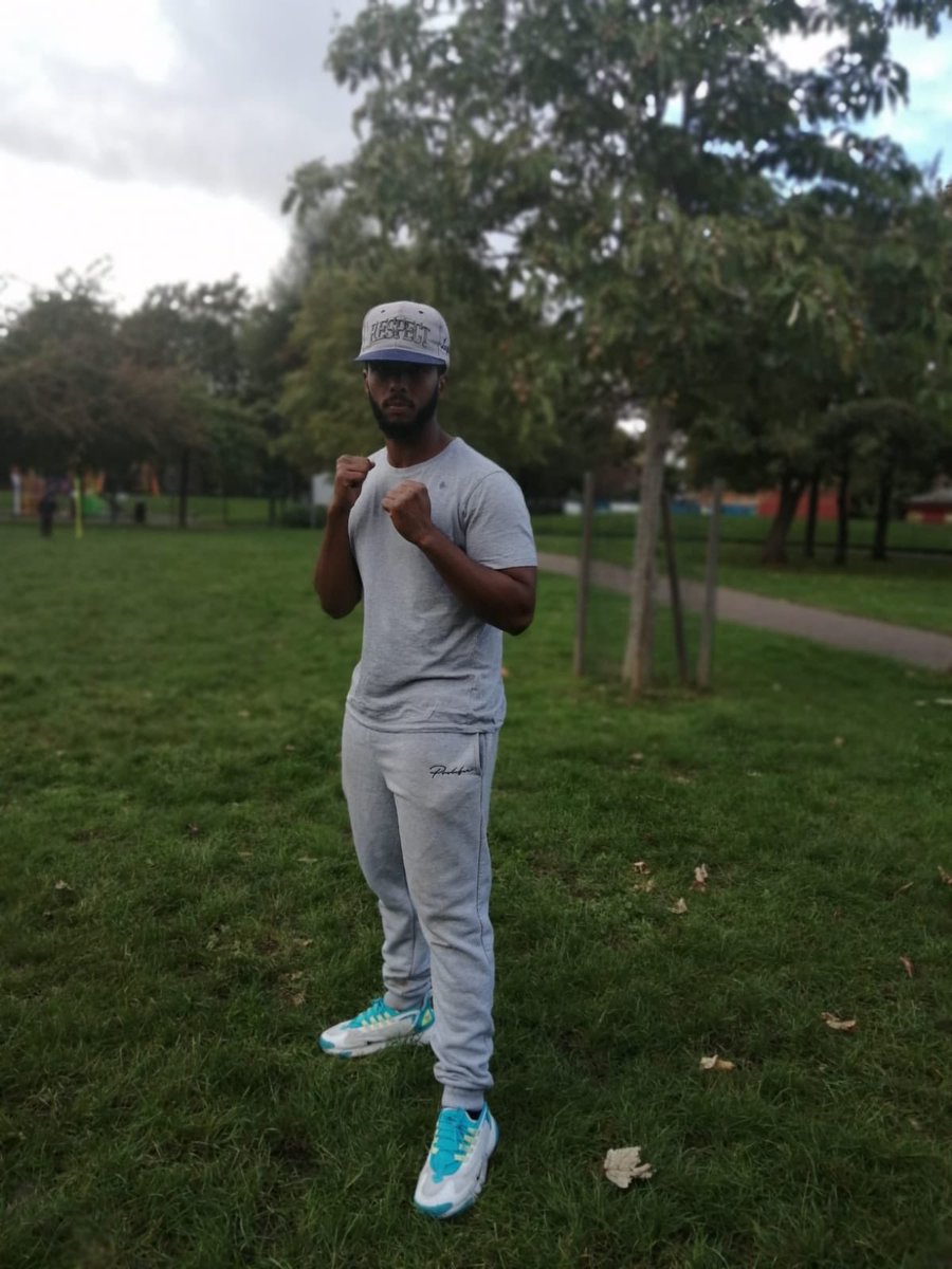 Good afternoon to everyone everywhere 🙌🏿 I would like to ask each of you to think of one positive thing that has happened because of COVID restrictions then please focus on it 🙏🏿 #WhatYouFocusOnIsWhatYouSee I hope we can find away to come together and Aid each other . #StayUnited