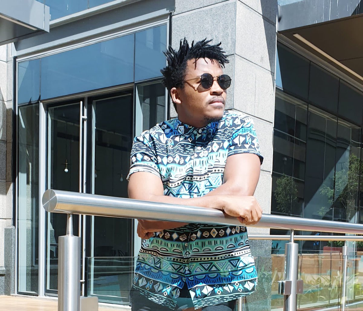 sbumpofu8's tweet photo. Saturday ☀️ #xhosa  #FetchYourBody2020 https://t.co/z6CnMjRD51