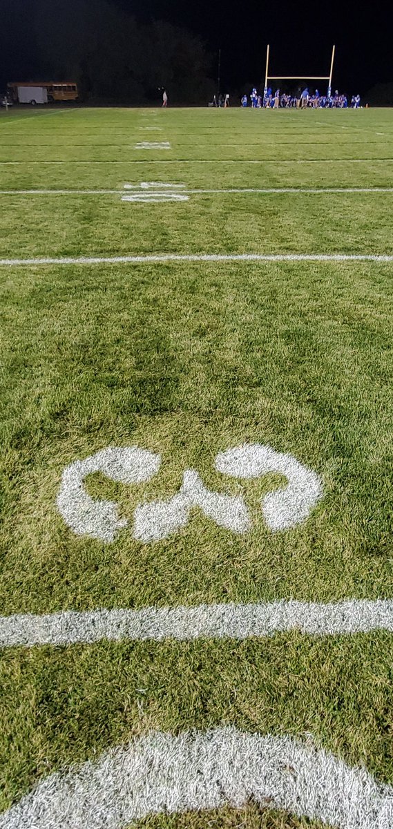 MinnesotaMillea's tweet photo. I'll be very surprised if I see a more perfect grass football field this fall than the one underfoot at MACCRAY last night. https://t.co/uboCwL5n5P