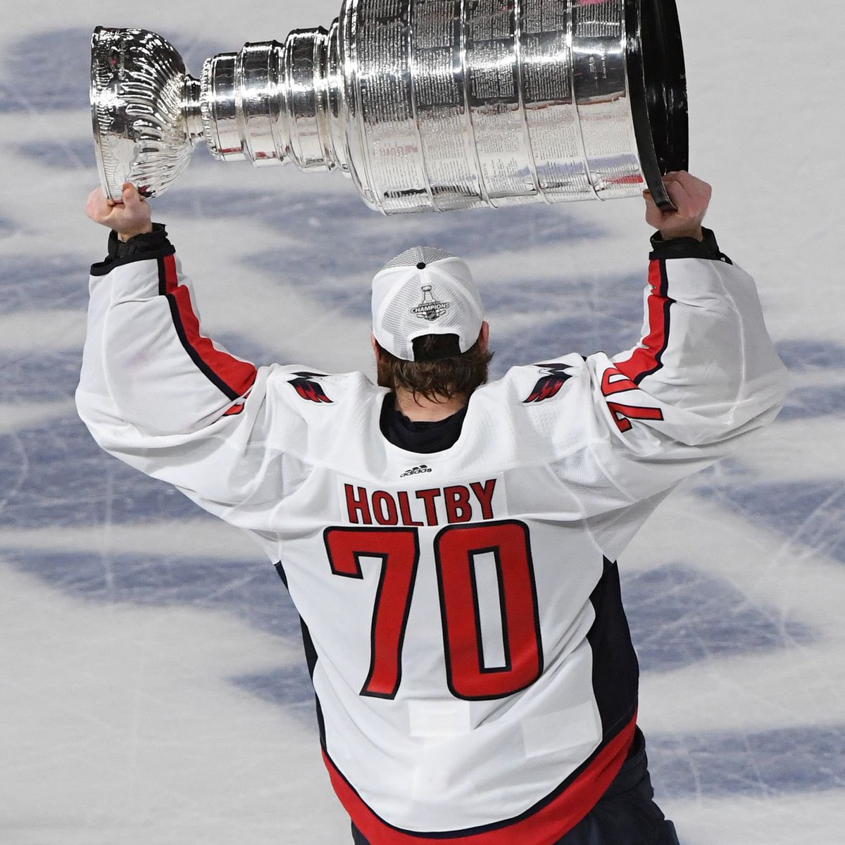 DAJFolk's tweet photo. . @tannerjpearson how attached to #70 are you? Asking for a former Stanley cup champion. @Holts170 https://t.co/LWU7lLRKGu