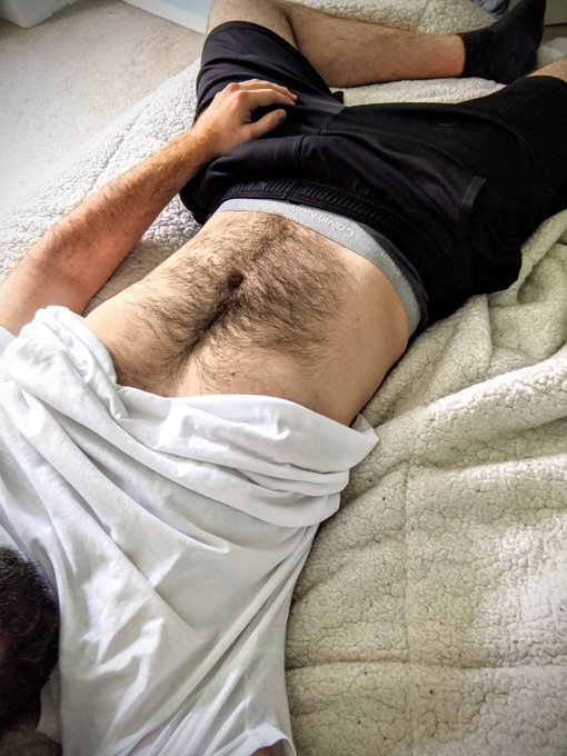 2 pic. Since twitter makes me crop these for profile images, I figured you guys may enjoy the whole thing