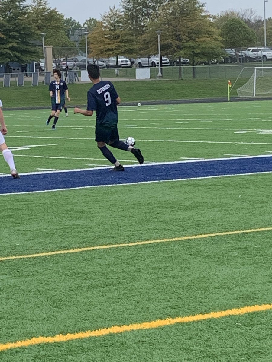 Dthejake's tweet photo. Defender varsity w/ Noon game https://t.co/V0HIjle688