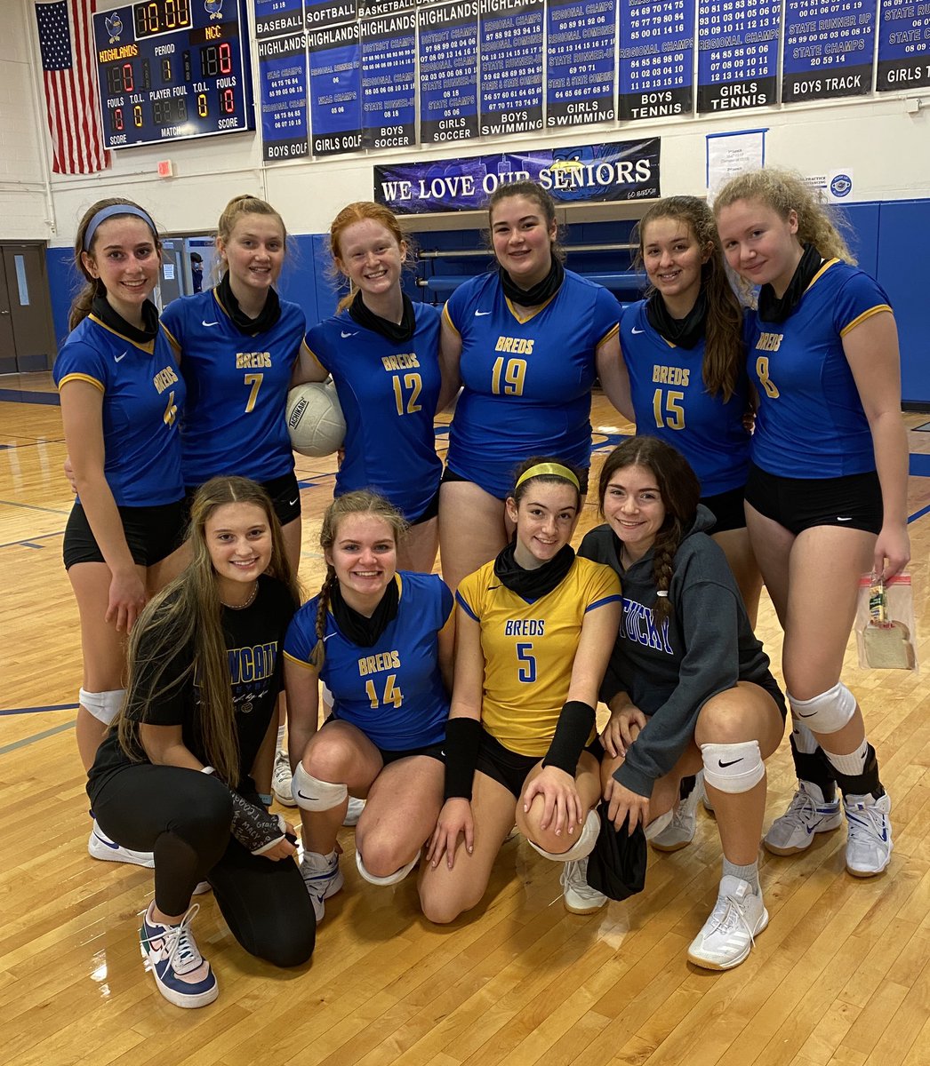 Good Luck JV - Finals of Cupcake Classic! #WeBelieve 💙💛🐴🏐 <a href="/NewCathBreds/">NewCath Breds</a> <a href="/NCC_SGA_PepClub/">NewCath SGA & Pep Club</a> <a href="/NewCathAthletic/">NewCath Athletics</a>