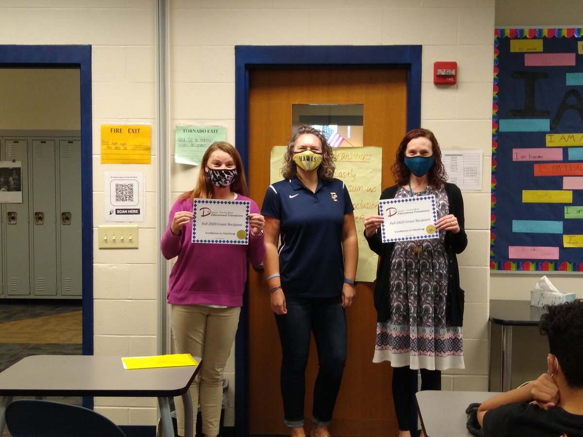 EDGEdchs's tweet photo. So grateful for the support from @DTEdFoundation Thank you @karaowens828 @AmandaAbney19 for your dedication to our School of Media Arts &amp; Communication! Way to build our future broadcasters for @DCHSLive #EDGEstyle #DecaturProud https://t.co/0P2EQx1uDS