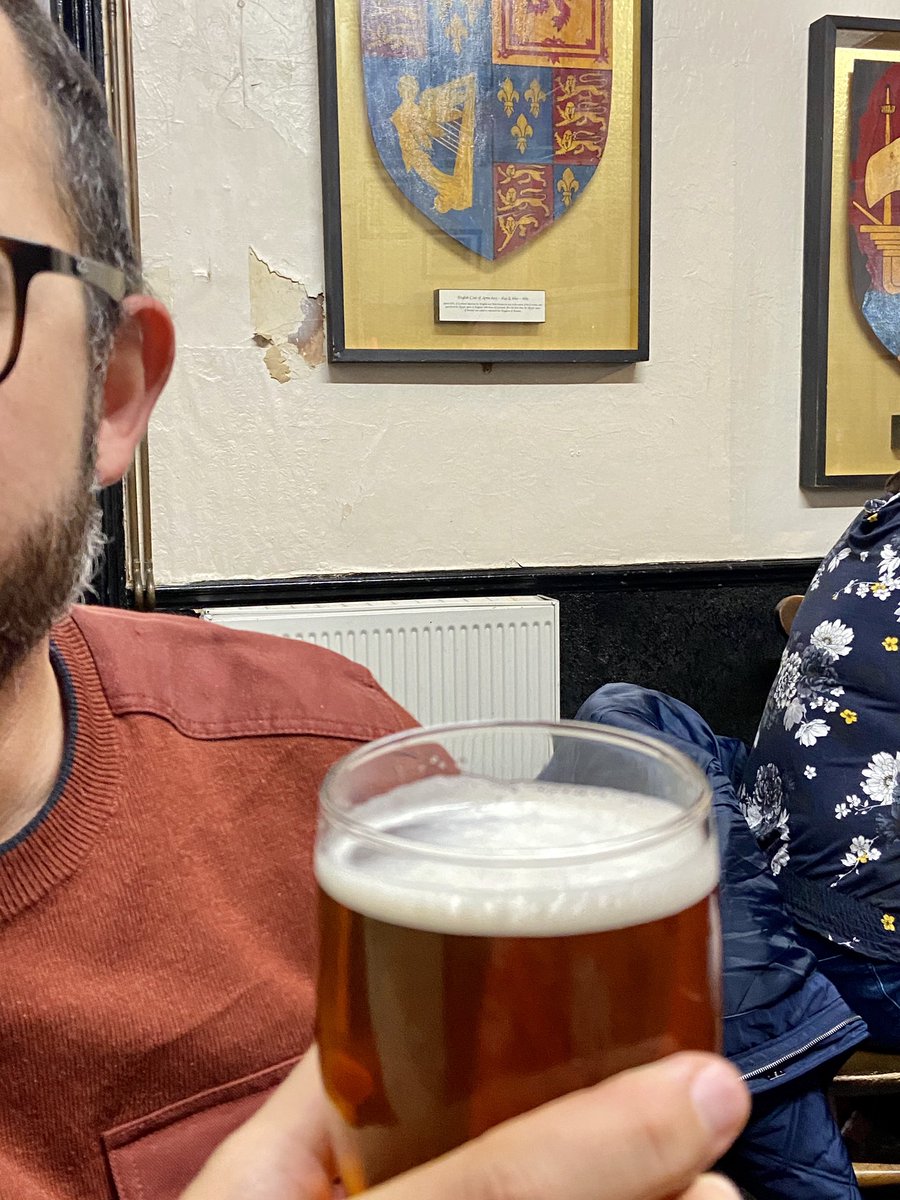 Naji_Darwish's tweet photo. Midweek pint of session IPA in Bristol. Can you guess where this is @nomadicrevery? #keepingitsession https://t.co/OfZ6K0EMYa