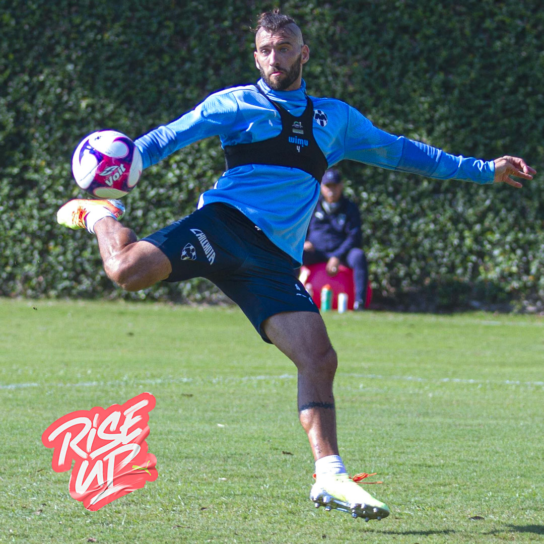 Rayados's tweet photo. 👟| ¿Quieren ver nuestros tenis? 😬 

Son #RisePack de @PUMAmexico https://t.co/m9R3vpoT3L