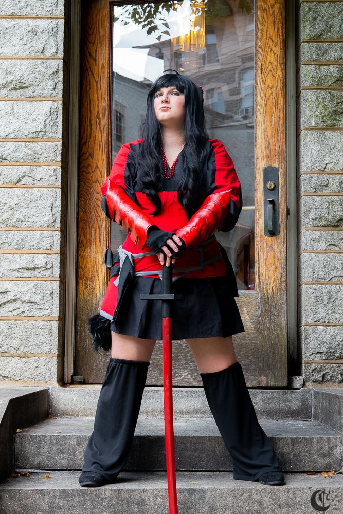 MmeTerraLupus's tweet photo. Day # 27 of the #shepropchallenge - oh la la. Something not really risque but something made feel confident : Raven Branwen! I always feel confident in her for some reason lol
Photos by: @TLT_WM
Raven base outfit by: WinterGeminiS
Gauntlets: Me! https://t.co/f3ZIYKeIB3