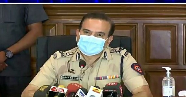YamrajFromHell's tweet photo. Entire country is saying #परमबीर_सिंह_इस्तीफा_दो 
Retweet if you want his resignation. https://t.co/kyxQEBu6EV