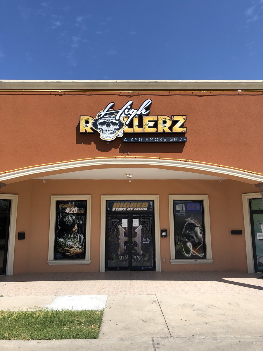 Our 🌶Dulces enchilados 🌶are now available <a href="/HighRollerz956/">High Rollerz 🍁</a> ❗️❗️ Follow them on Twitter and support local business❗️ #RT #LIKE They’re located at 119 E pecan Blvd Mcallen Tx