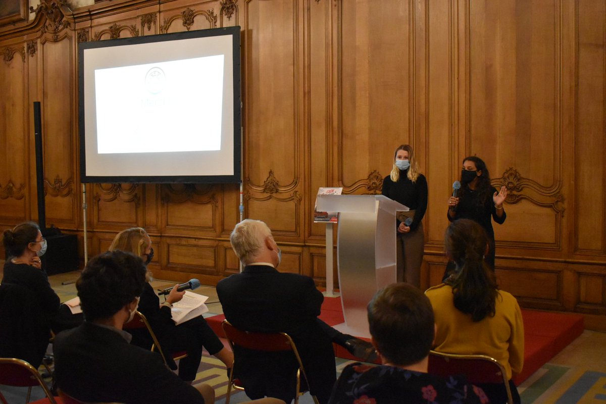 CaenOfficiel's tweet photo. #CaenTesJeune 🗣 Les auditions publiques des prix Jeunes et Associations se poursuivent. Que de beaux projets pour #Caen portés par la jeunesse ! https://t.co/jZOKqwfrma