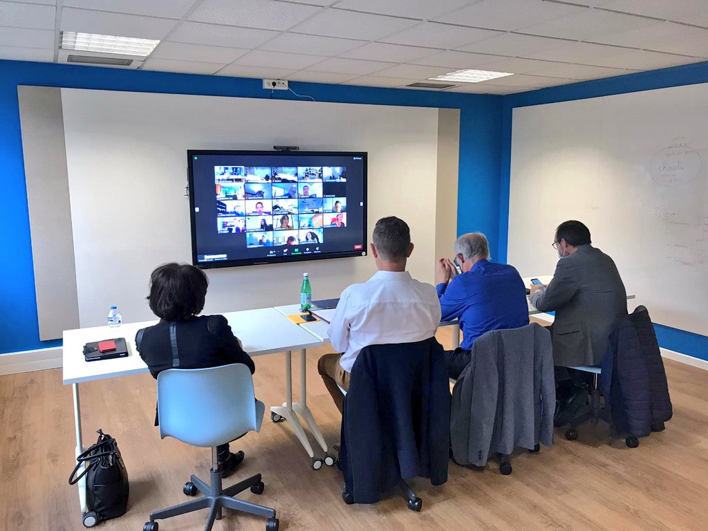 SIILABHDF's tweet photo. De nouveau ce matin au @SIILABHDF belle réussite du Webinaire et ateliers @KlaxoonFR pour avancer sur #OTE #DREETS #DRJSCS #DIRECTTE @prefet59 💡💡😉
Merci à l'équipe et à tous les participants 👍🚀🚀🚀
@_DITP @MinSoliSante @FutursPublics @Travail_Gouv @ https://t.co/WbU8Jgw17H