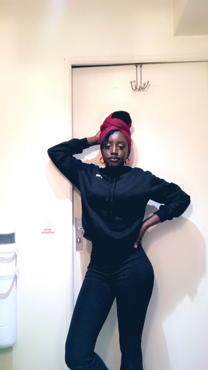 AbibatouFadiga's tweet photo. Pp+2 
#BlackIsKing DarkSkin https://t.co/ZeSpIJdIYi