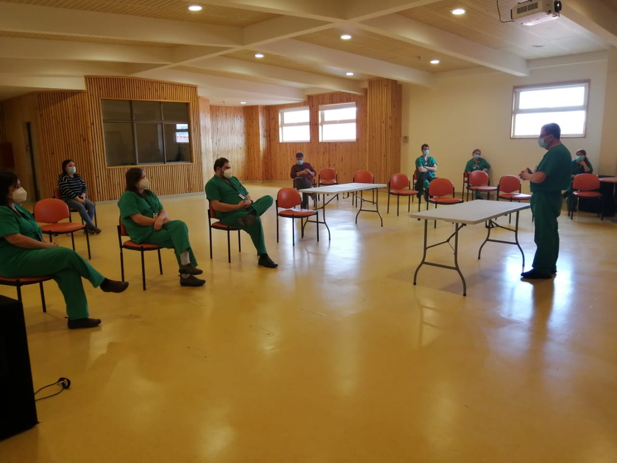 Reunión de trabajo con <a href="/SaludMagallanes/">Salud Magallanes</a> y posterior visita a los diferentes servicios del Hospital Dr Augusto Essmann Burgos.