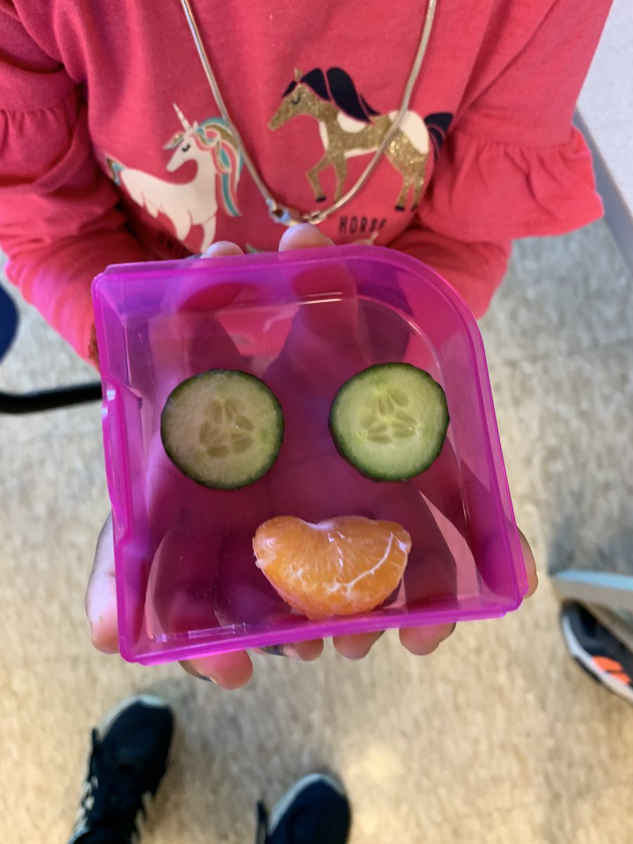 ClarkKindies's tweet photo. Healthy choices and creativity is on the go in K2 @Clark_Blvd_PS @Margare40493316 @PeelSchools #healthybodyhealthymind https://t.co/rL63B3zD2z