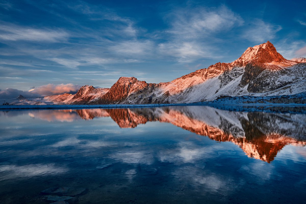 LaPlagne's tweet image. Quand l’hiver se mêle à l’automne 🍂+ ❄️ = 😍 #LaPlagne #neige #hiver #automne #unforgettablemoments  📷@_stonecat