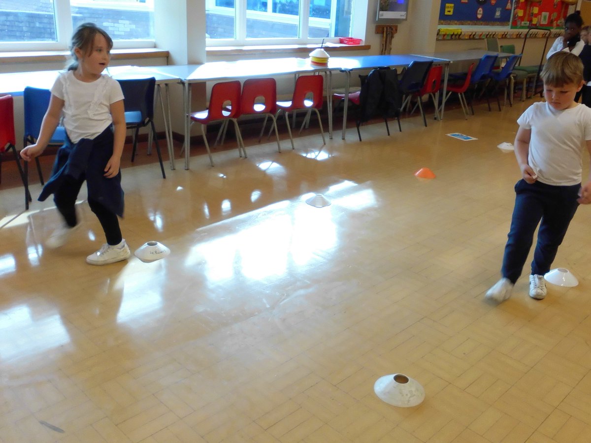 SouthStreetPrim's tweet photo. #BLASTOFF! We had so much fun with the #KS1 #miniastronauttrainingcamp from @GatesheadSSP :D https://t.co/l0a4EE8Eg0